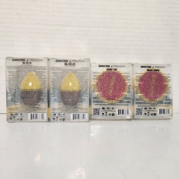 Jurassic Park Profusion Cosmetic Make Up Set With Mirror 2023 Walmart Exclusive - Picture 4 of 8